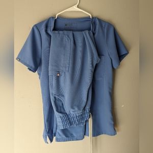 Set of figs scrubs S/ST small tall